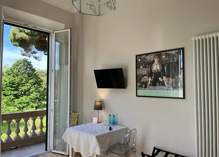 Pura Vida Nocleg ze śniadaniem Viareggio